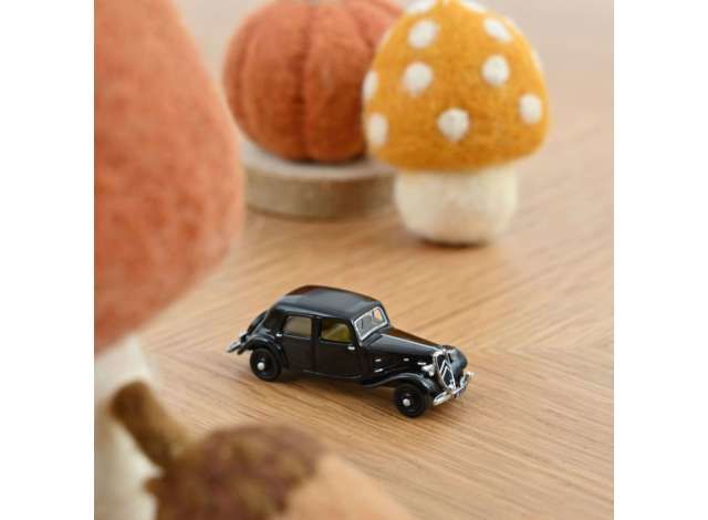 1/87 1934 Citroen 7A, black