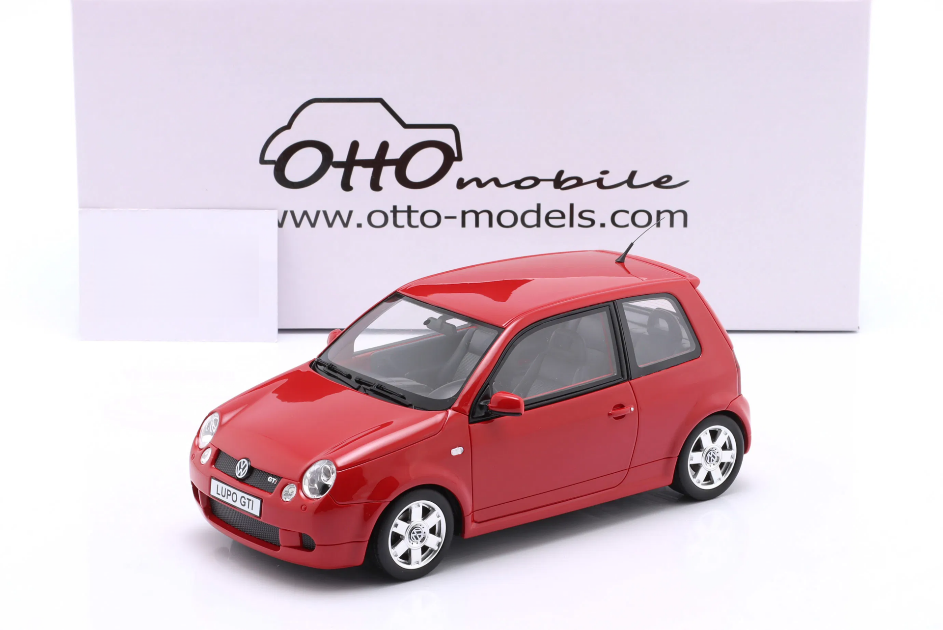1/18 OTTO-MOBILE - VOLKSWAGEN - LUPO GTi 2001