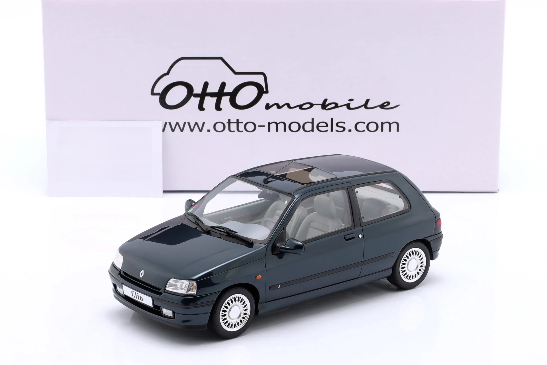 1/18 OTTO-MOBILE - RENAULT - CLIO 1.8 BACCARA 1995