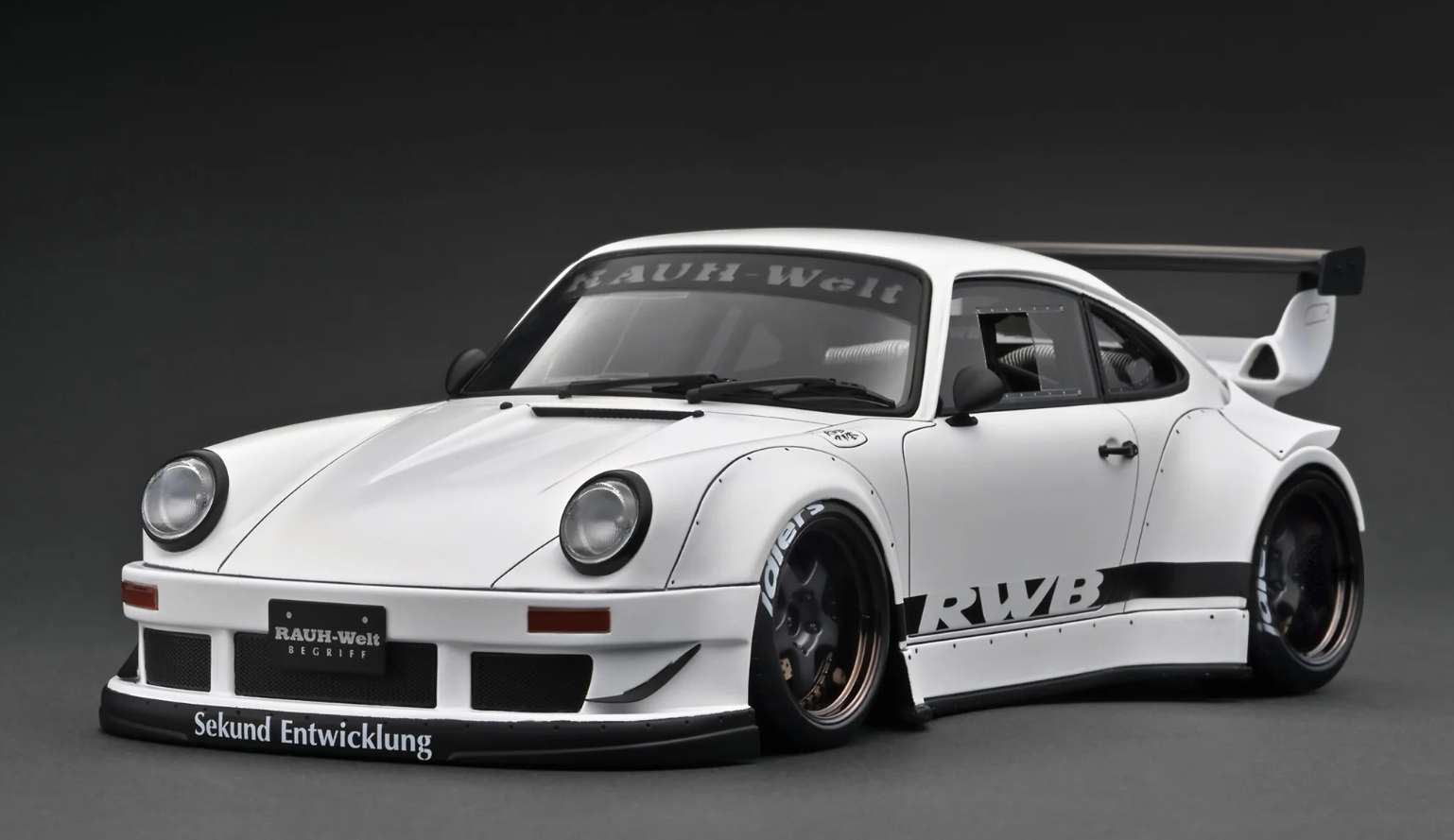 IGNITION MODELS - PORSCHE ''RWB 930 MATT WHITE  IG3696