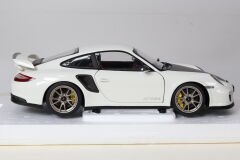 1/18 MINICHAMPS PORSCHE 911 GT2 RS - 2011 - 100069400