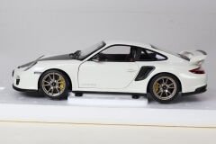 1/18 MINICHAMPS PORSCHE 911 GT2 RS - 2011 - 100069400