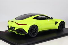 1/18 TRUESCALE TSM ASTON MARTIN VANTAGE LİME ESSENCE - TS0183