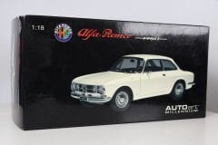 1/18 AUTOART ALFA ROMEO 1750 GTV - 70101