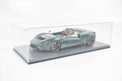 1/18 Schuco McLaren Elva Carbon Green 2020 - 18U00071
