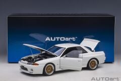 1/18 AUTOART - NISSAN - SKYLINE GT-R (R32) WANGAN MIDNIGHT REINA LATE VERSION 1991