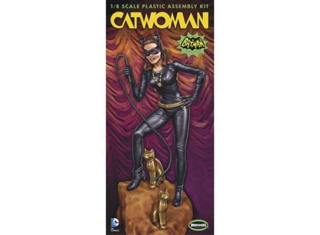 1/8 1966 Catwoman, plastic modelkit