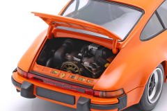 MINICHAMPS - PORSCHE - 911 3.2 CARRERA COUPE 1983