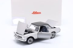 Mercedes-Benz 280 SL Pagode (W113) year 1968-71 silver 1:18 Schuco