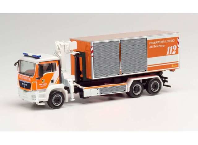 MAN TGS M Wechsellader-LKW mit Kran Feuerwehr Leipzig AB Belüftung, orange/white