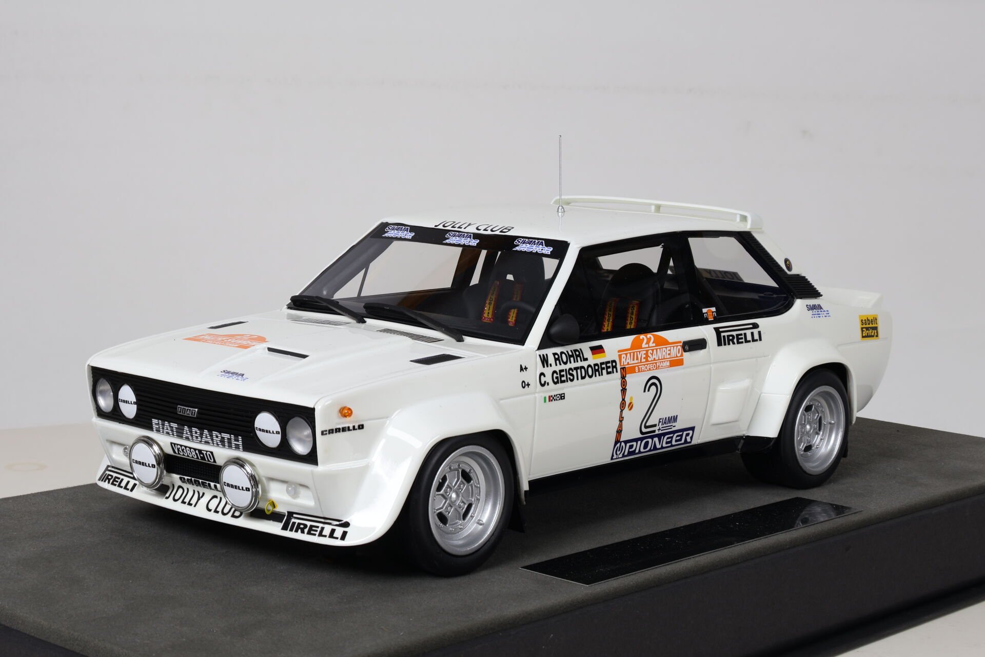 1/18 TOP MARQUES FIAT 131 ABARTH RALLY WINNER HOBİMERCAN TOP043D