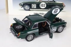 1/18 AUTOART MGB GT MK II NÜRBURGRING 86781