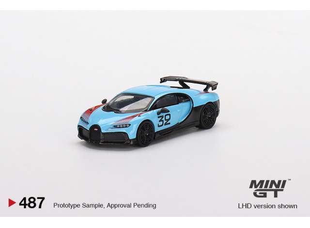 1/64 Bugatti Chiron Pur Sport, light blue