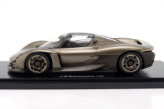 1/18 SPARK-MODEL - PORSCHE - MISSION X CONCEPT CAR 2023 - CON VETRINA - WITH SHOWCASE