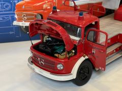 SCHUCO - MERCEDES BENZ - L322 TRUCK SCALA VIGILI DEL FUOCO - FIRE ENGINE