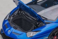AUTOART - LAMBORGHINI - AVENTADOR SVJ 2018