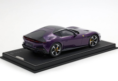 Ön Sipariş - 1/18 BBR Ferrari 12Cilindri Coupe Viola Hong Kong - P18248HK