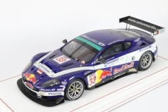 AUTOART - ASTON MARTIN - DBR9 RED BULL N 33 SILVERSTONE 2006 K.WENDLINGER - P.PETER