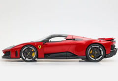 Ön Sipariş - 1/18 BBR Ferrari F80 carbon optional Rosso Supercar - bicolor wheels silver and carbon - P18253H