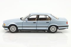 MINICHAMPS - BMW - 7-SERIES 730i (E32) 1986