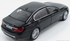 KYOSHO - BMW - 7-SERIES 750Li FACELIFT (RESTYLING) 2013