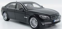 KYOSHO - BMW - 7-SERIES 750Li FACELIFT (RESTYLING) 2013