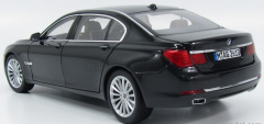KYOSHO - BMW - 7-SERIES 750Li FACELIFT (RESTYLING) 2013