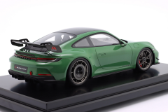 Ön Sipariş - 1/12 SPARK Porsche 911 GT3 (992) Manthey Kit 2024 auratium green - WAP0233020TGT3
