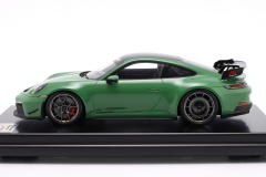 Ön Sipariş - 1/12 SPARK Porsche 911 GT3 (992) Manthey Kit 2024 auratium green - WAP0233020TGT3