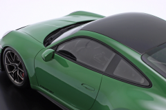 Ön Sipariş - 1/12 SPARK Porsche 911 GT3 (992) Manthey Kit 2024 auratium green - WAP0233020TGT3