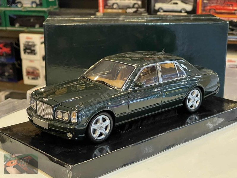 MINICHAMPS - BENTLEY - ARNAGE T 2002