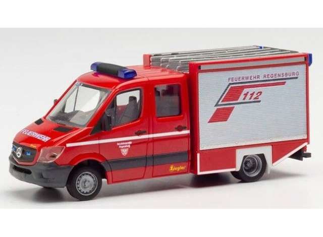 1/87 Mercedes Benz Sprinter löschfahrz. Feuerwehr Regensburg, red