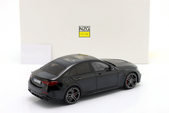Ön Sipariş - 1/18 NZG Mercedes-Benz AMG C 63 S E Performance (W206) year 2024 obsidian black - 111200050