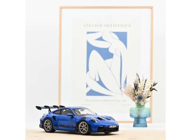 1/18 2022 Porsche 911 GT3 RS, Sharkblue