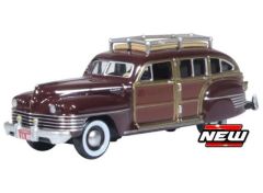 1/87 1942 Chrysler Town & Country Woody Wagon, burgundy wood