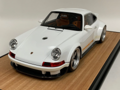 1/12 IVY Porsche 911 Singer DLS Gloss White Wood Base 40 pcs limited