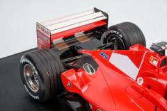 Ön Sipariş - 1/12 GP REPLICAS Ferrari F2000 #3 Michael Schumacher Winner Japanese GP 2000 (With Driver Figure) - GP1227CWD