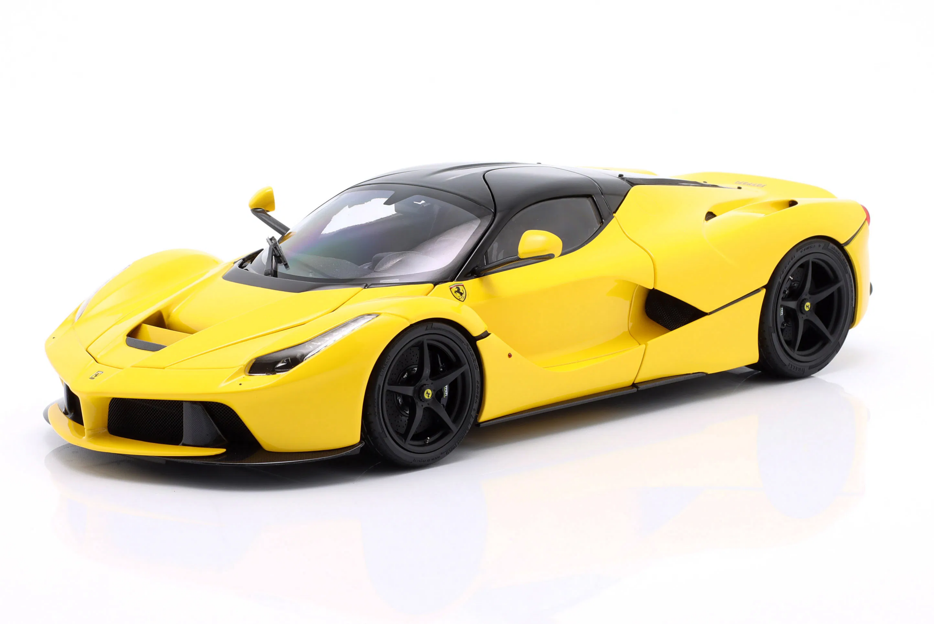 1/18 BBR-MODELS - FERRARI - LAFERRARI 2013