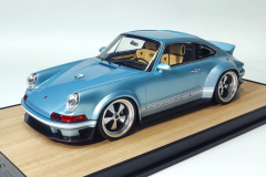 1/12 IVY Porsche 911 Singer DLS blue on wood base limited
