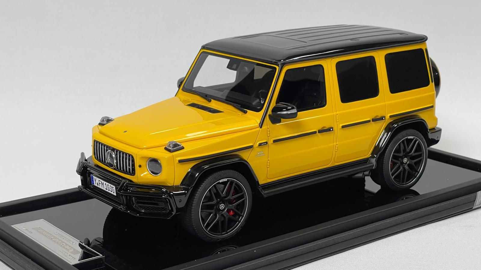 MOTORHELIX - MERCEDES BENZ - G-CLASS G63 AMG (W463) V8 BITURBO 2019