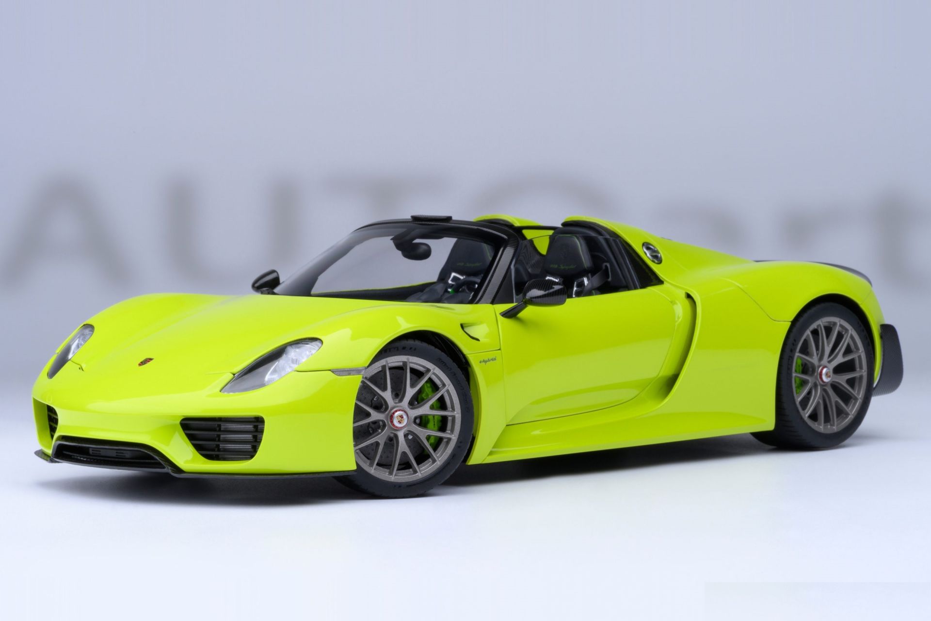 AUTOART - PORSCHE - 918 SPYDER WEISSACH PACKAGE 2013