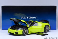 AUTOART - PORSCHE - 918 SPYDER WEISSACH PACKAGE 2013