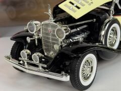 1/18 AUTOWORLD - CADILLAC - V16 SPORT PHEATON CABRIOLET OPEN Mr. MONOPOLI 1932