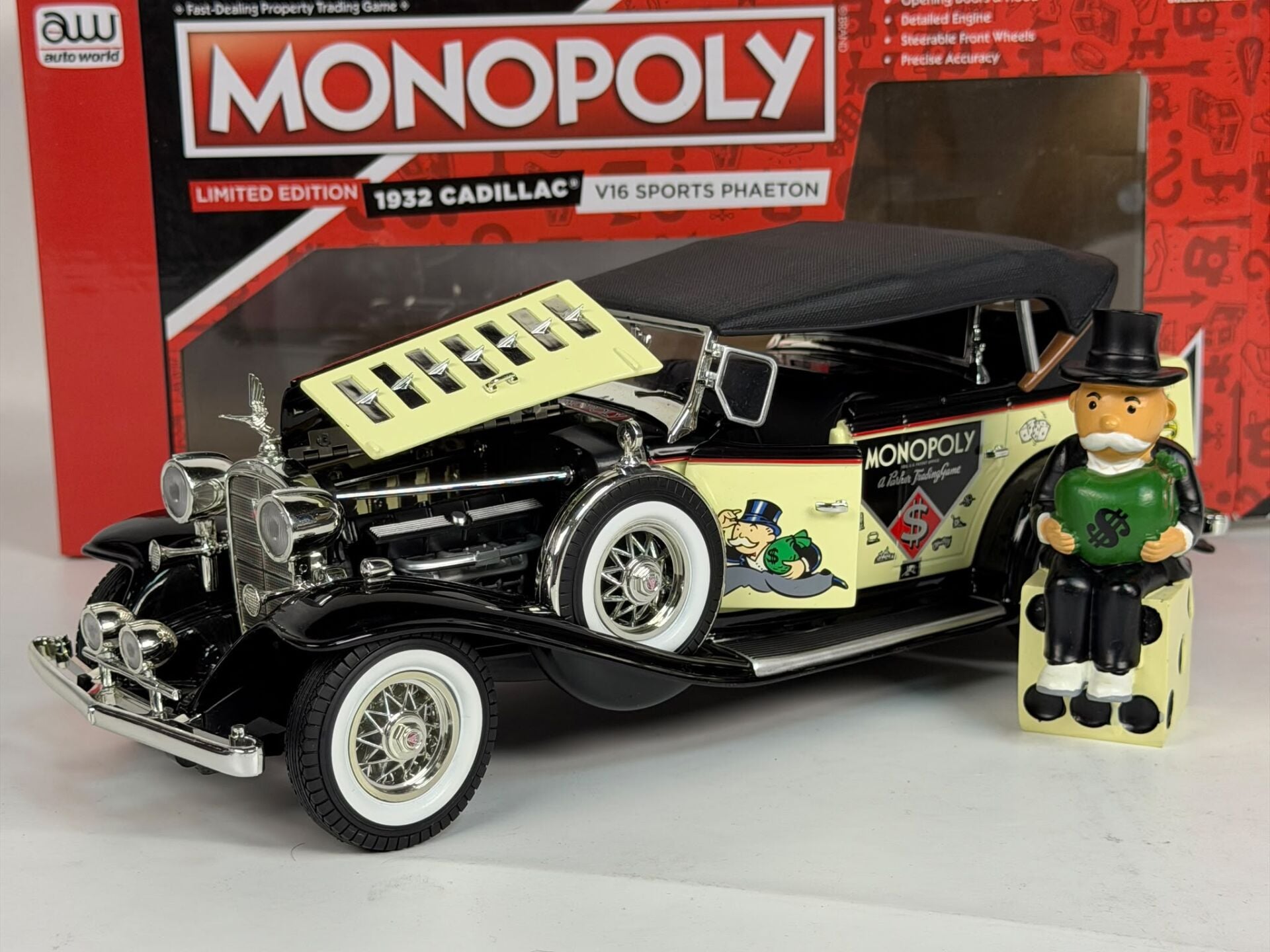1/18 AUTOWORLD - CADILLAC - V16 SPORT PHEATON CABRIOLET OPEN Mr. MONOPOLI 1932