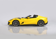 1/18 BBR-MODELS - Ferrari 812 Competizione A Giallo Modena 4305