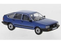 1/87 1985 Volkswagen Passat B2, metallic blue