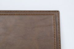 LYRD BOX - 1:18 ÖLÇEK - KUZU KAHVE SERGİLEME STANDI - (GOLD DİKİŞ) LY146