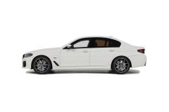 GT-SPIRIT - BMW - 5-SERIES 545e xDRIVE M-SPORT (F90) 2023