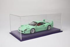 LYRD BOX - 1:18 ÖLÇEK - CARBON MOR SERGİLEME STANDI - (BEYAZ DİKİŞ) LY149