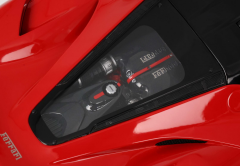 BBR-MODELS - FERRARİ LAFERRARİ 2013 ROSSO CORSA 4P seatbelt red